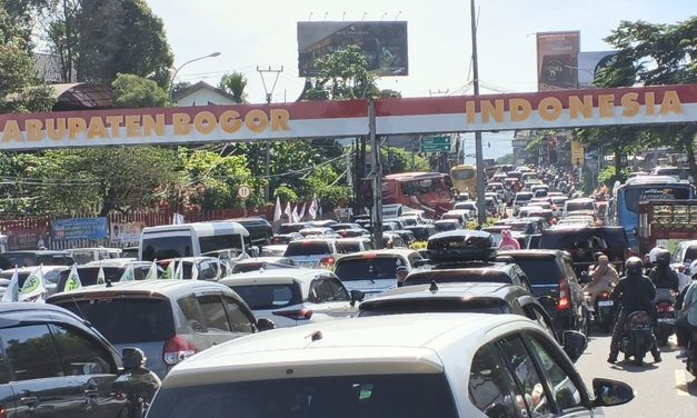 Penerapan One Way Nasional Arus Balik Lebaran 2026 Oleh Polri