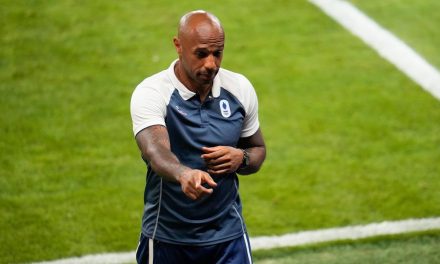 Thierry Henry Pemain Legendaris Brilian Dalam Menggiring Bola