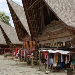 Kain Ulos: Simbol Kehangatan, Doa, Dan Restu Dalam Adat Batak