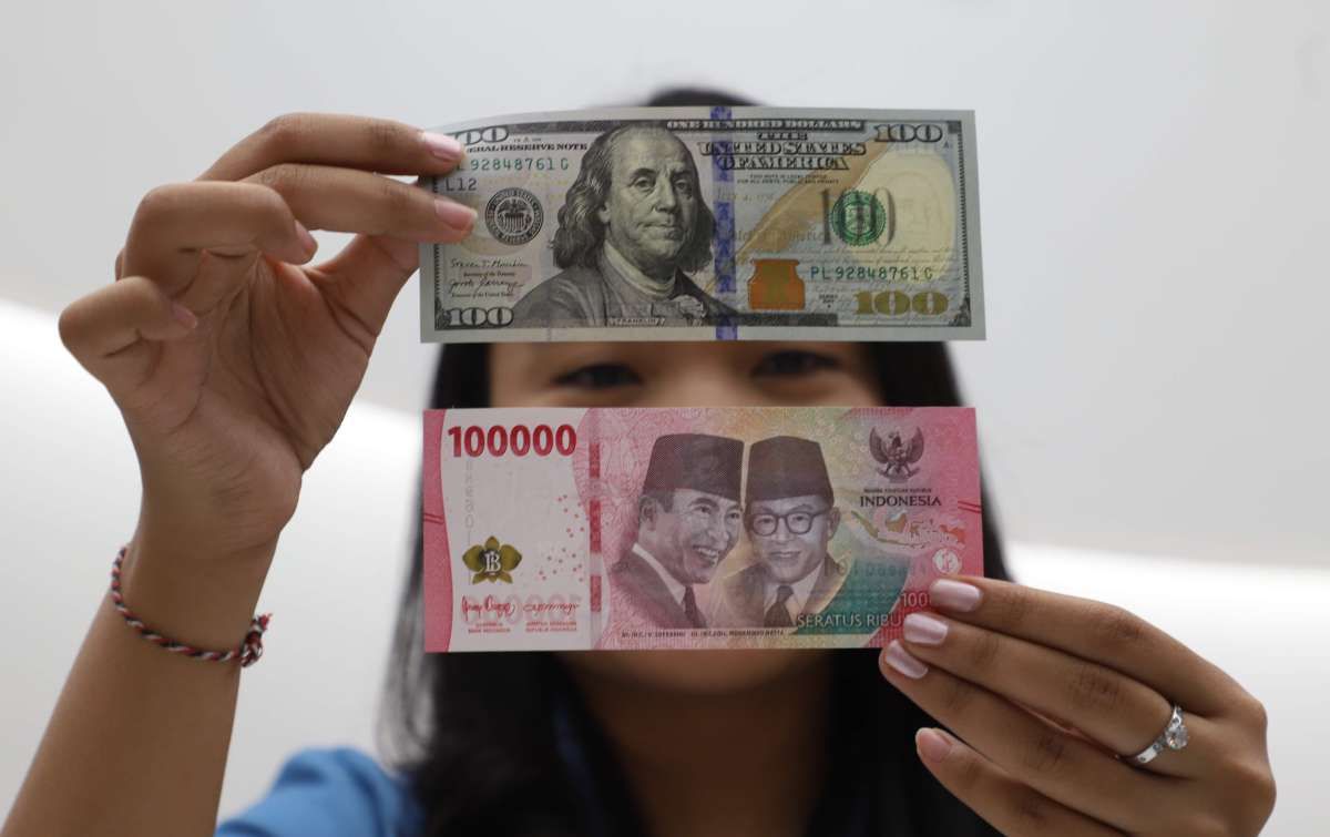Rupiah Terpuruk