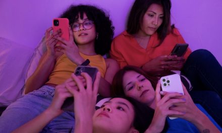 Dampak Media Sosial Pengaruh Pada Kesejahteraan Generasi Z